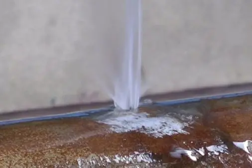 Live leak sealing